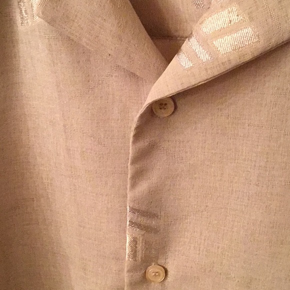 Shirt - Picture 3 of 4